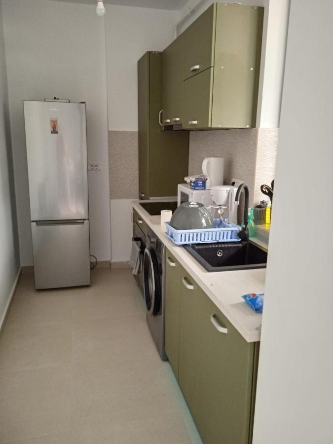 Deluxe 2 Bedroom Apartment With Balcony And Private Parking Bragadiru Экстерьер фото