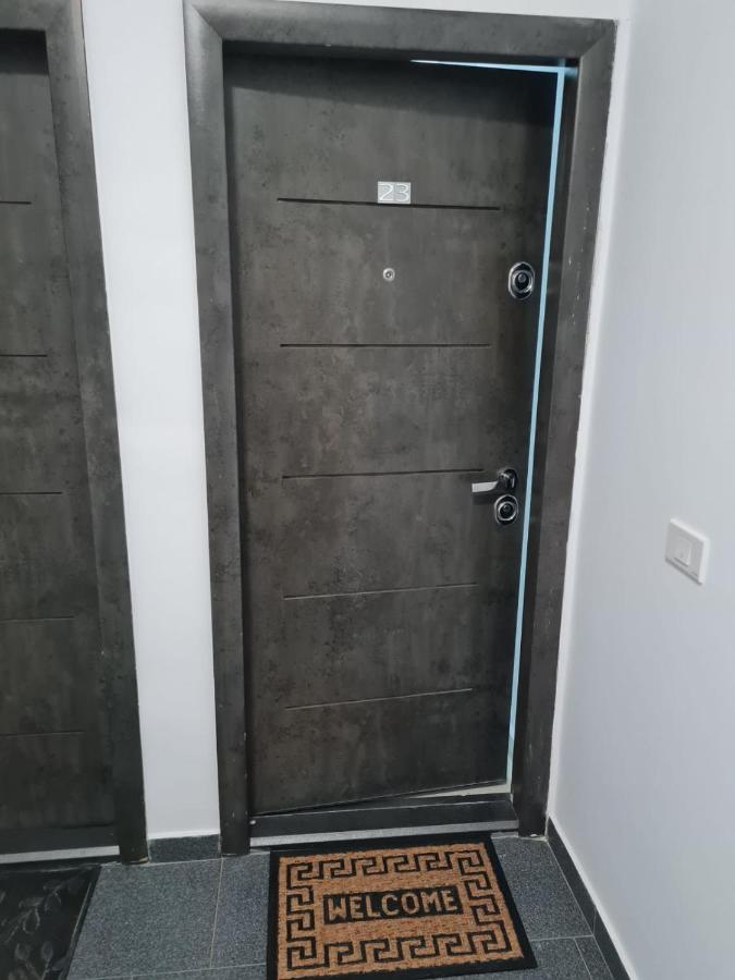 Deluxe 2 Bedroom Apartment With Balcony And Private Parking Bragadiru Экстерьер фото