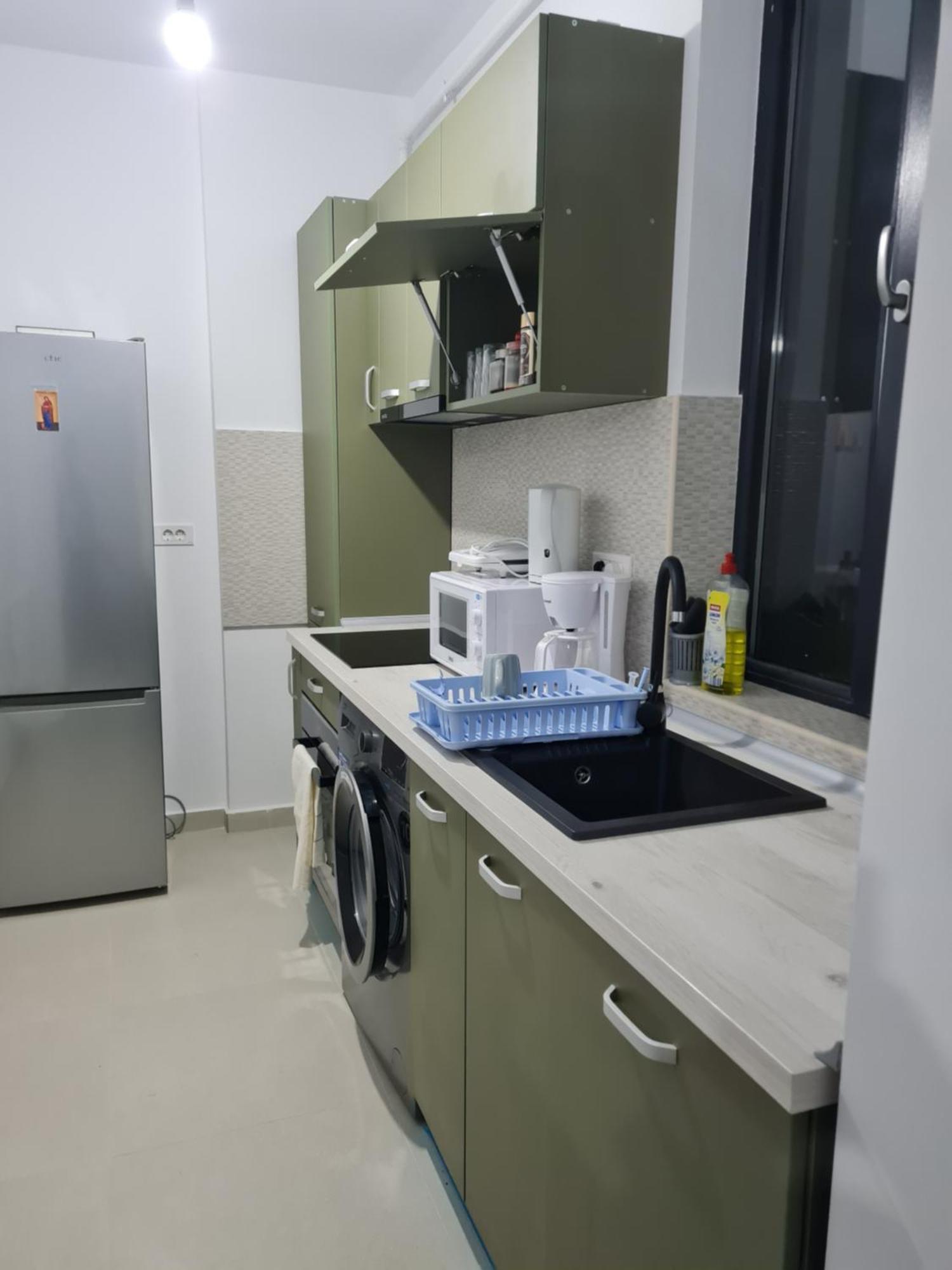 Deluxe 2 Bedroom Apartment With Balcony And Private Parking Bragadiru Экстерьер фото