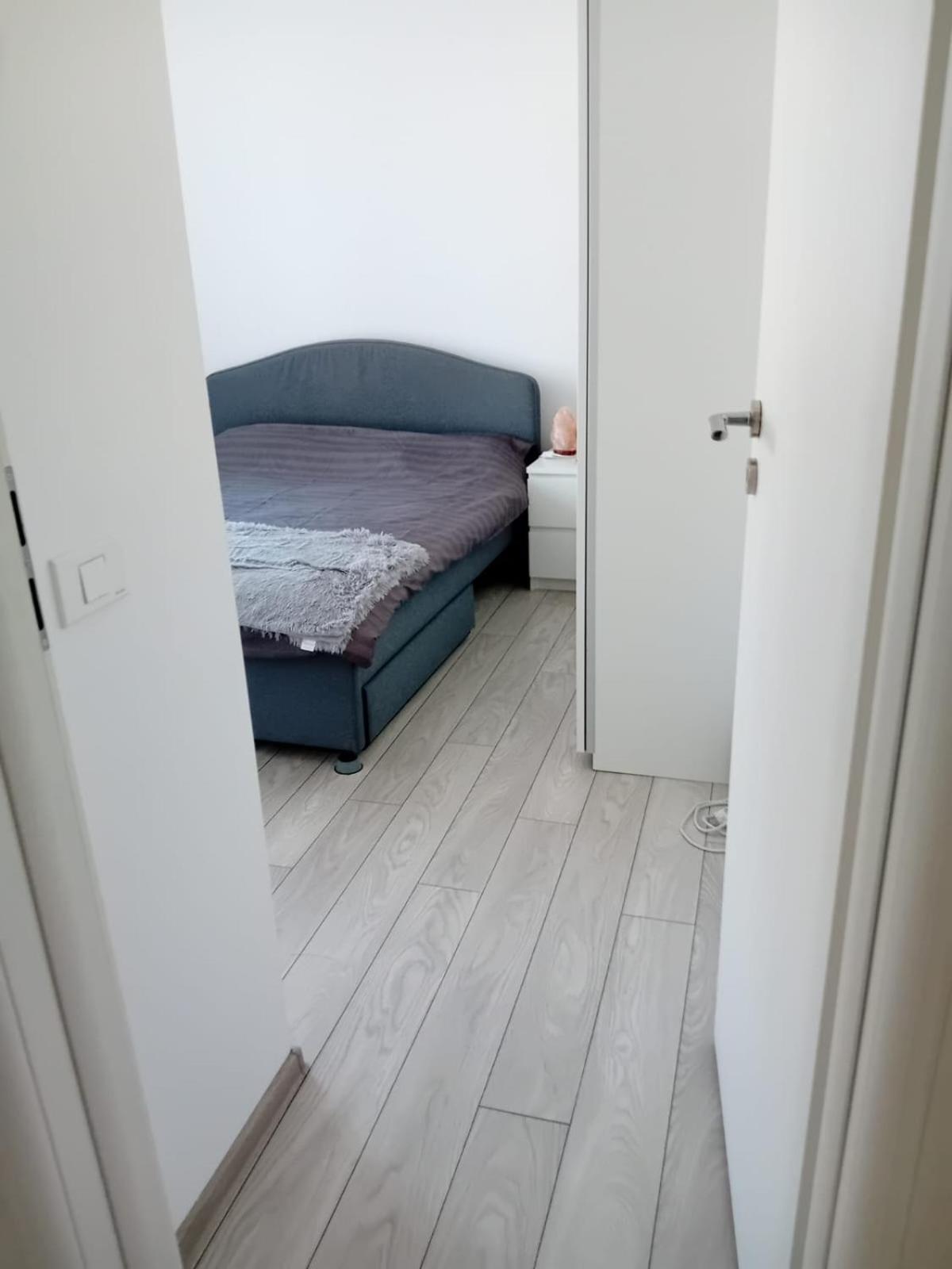 Deluxe 2 Bedroom Apartment With Balcony And Private Parking Bragadiru Экстерьер фото